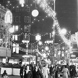 Christmas Shoppers, Church Street, Liverpool, 12th December 1976