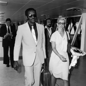 Chuck Berry, an American guitarist, singer and songwriter, at Heathrow Airport Chuck Berry, an American guitarist, singer and songwriter, at Heathrow Airport