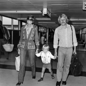 Cilla Black arrives at Heathrow Airport with her husband Bobby Willis Cilla Black arrives at Heathrow Airport with her husband Bobby Willis