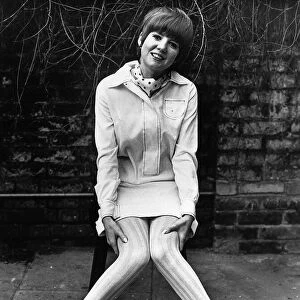 Cilla Black pop singer entertainer 1966