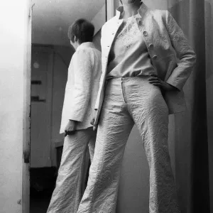 Cilla Black pop singer entertainer in dressing room November 1966 Cilla Black pop singer entertainer in dressing room November 1966
