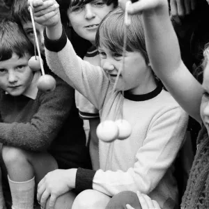 Clackers craze hits Teesside. 1971 Clackers craze hits Teesside. 1971