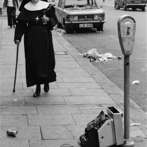 Cleaning-up began in the streets of Notting Hill after monday nights rioting following Cleaning-up began in the streets of Notting Hill after monday nights rioting following