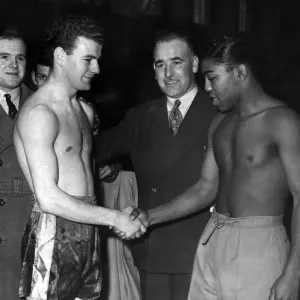 Cliff Curvis and Danny Womber Weigh On Print, 3rd December 1951 Cliff Curvis and Danny Womber Weigh On Print, 3rd December 1951