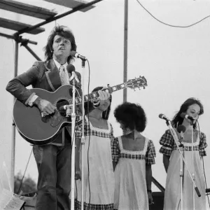 Cliff Richard performing at the Jesus Festival in Hyde Park, London. 1st September 1972 Cliff Richard performing at the Jesus Festival in Hyde Park, London. 1st September 1972
