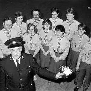 Cliffe Tyke venture scouts receive their first aid certificates from Divisional