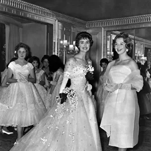 Clothing Fashion 1958: The Deb of the Year, Barbara Lambert