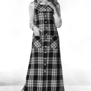 Clothing Fashion 1970: Cross Check Little girl look for a plaid pinafore