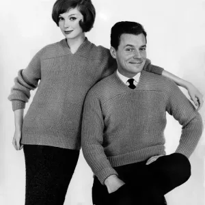 Clothing: Fashion: Knitwear. Couple wearing matching jumpers. October 1959 P013234 Clothing: Fashion: Knitwear. Couple wearing matching jumpers. October 1959 P013234