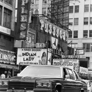 Clubs and movie houses in New York. September 1983 Clubs and movie houses in New York. September 1983