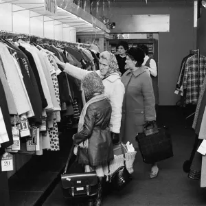 CO-OP Sale, Guildford, Surrey, Thursday 7th January 1971 CO-OP Sale, Guildford, Surrey, Thursday 7th January 1971
