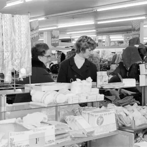 CO-OP Sale, Guildford, Surrey, Thursday 7th January 1971 CO-OP Sale, Guildford, Surrey, Thursday 7th January 1971