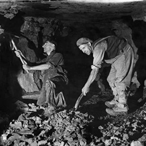 Collieries. September 1947 P009829