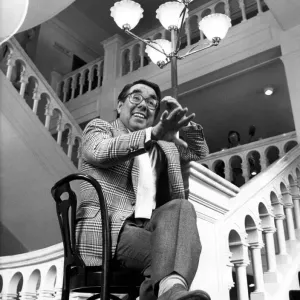 Comedian Ronnie Corbett who was to appear in pantomine as Buttons in Cinderella Comedian Ronnie Corbett who was to appear in pantomine as Buttons in Cinderella