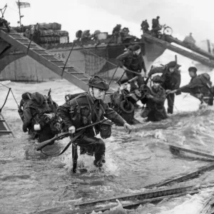 Print of Commandos on Nan Red beach, D-Day Print of Commandos on Nan Red beach, D-Day