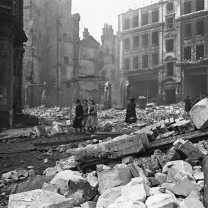 London in Ruins Print, May 11th 1941 London in Ruins Print, May 11th 1941