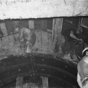 Construction of the Victoria Line Print - 29th October 1964 Construction of the Victoria Line Print - 29th October 1964