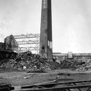 Council engineers have set a weekend deadline for a demolition firm to pull down an old