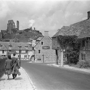 A Couple Walk Towards Corfe Castle Print, July 1947