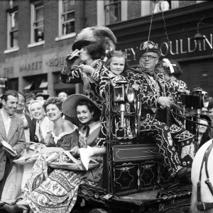 Covent Garden Flower Show 12th June 1951 Pearly Kings Covent Garden Flower Show 12th June 1951 Pearly Kings
