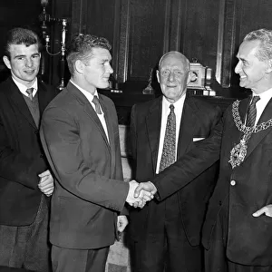Coventry boxer Mick Leahy gets a "Good Luck"handshake from the Lord Mayor of