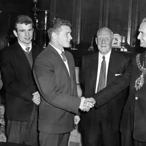Coventry boxer Mick Leahy gets a Good Luck'handshake from the Lord Mayor of Coventry boxer Mick Leahy gets a Good Luck'handshake from the Lord Mayor of