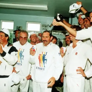 Cricket-England team celebrating June 1989