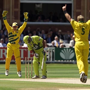 Cricket World Cup Final 1999 Australia v Pakistan June 1999 Shane Warne celebrates
