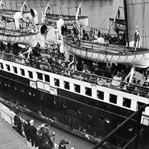 Cross- Channel Ferry The SS Canterbury. 1947