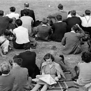 1947 Print of Canterbury Week Crowd Scene, Kent