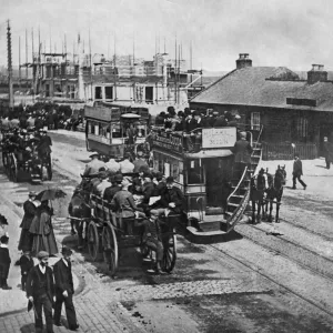 Crowds flock to Gosforth Park for the Northumberland Plate June 1890