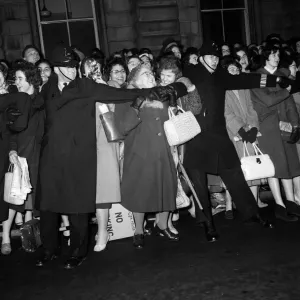 Crowds waiting to see Princess Margaret, her fiance Antony Armstrong-Jones Crowds waiting to see Princess Margaret, her fiance Antony Armstrong-Jones