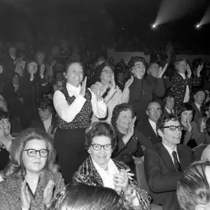 Crowds watching American singer Perry Como in Southport
