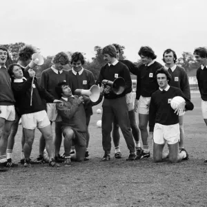 Crystal Palace manager Terry Venables in good voice with his players at a training Crystal Palace manager Terry Venables in good voice with his players at a training