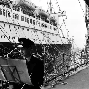 The Cunard White Star liner Queen Marys last Atlantic run. 27th September 1967 The Cunard White Star liner Queen Marys last Atlantic run. 27th September 1967