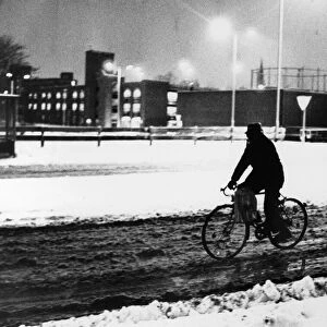 Cycling to work in the snow, Coventry, 8th February 1991