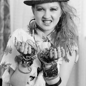 Cyndi Lauper (30) cantante estadounidense compositora fotografiada en mayo de 1984.
