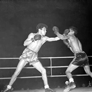 Dai Dower (L) v Hilaire Gaviano September 1954 1950s Boxing in Harringay