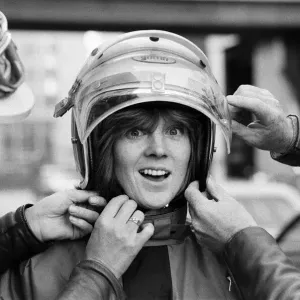 Daily Mirror Assistant Editor Anne Robinson goes biking'. 22nd October 1983 Daily Mirror Assistant Editor Anne Robinson goes biking'. 22nd October 1983