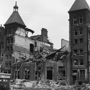 Daños a la escuela de Ethelburga Street después de un asalto diurno en Battersea, Londres. Daños a la escuela de Ethelburga Street después de un asalto diurno en Battersea, Londres.