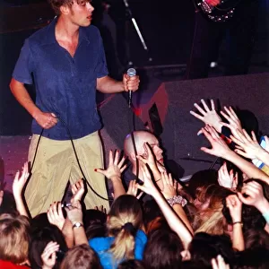 Damon Albarn of Blur performs at the Newcastle Mayfair Club. 22 / 01 / 97