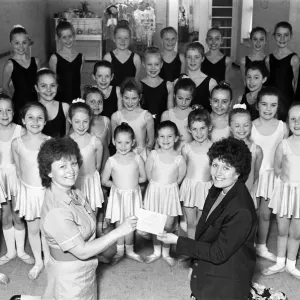 Dancing feat... pupils of the Victoria Wade School, Almondbury Dancing feat... pupils of the Victoria Wade School, Almondbury