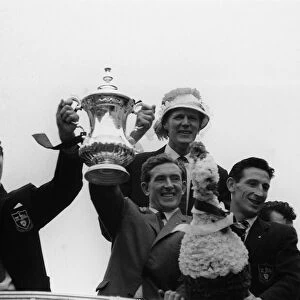 Danny Blanchflower Tottenham captain holds the FA Cup 1962 with Maurice Norman Bill