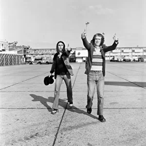 Dave Hill and Noddy Holder of Slade were left behind at Heathrow Airport when the plane