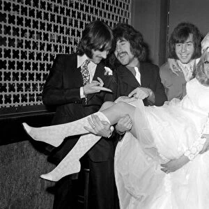 Dave Munden, 26, the Tremeloes pop group drummer was married to 22 yr old Andre