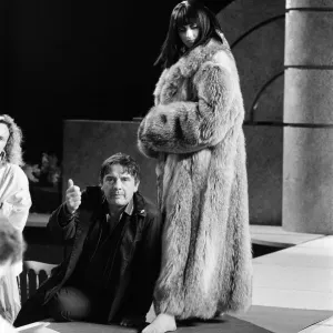 David Bailey making the Greenpeace anti-fur film Dumb Animals. 21st June 1985 David Bailey making the Greenpeace anti-fur film Dumb Animals. 21st June 1985