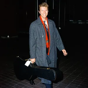 David Bowie at London Airport. (note Heathrow or Gatwick unclear David Bowie at London Airport. (note Heathrow or Gatwick unclear