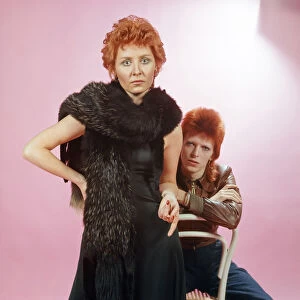 David Bowie and Lulu opted to share this hairstyle. December 1973