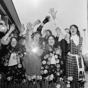David Cassidy Fans Waiting Outside Hotel, London 1973 Print David Cassidy Fans Waiting Outside Hotel, London 1973 Print