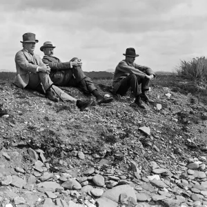 David Lloyd George, Lord Milner and Mr Carr on holiday in North Wales. Circa 1917 David Lloyd George, Lord Milner and Mr Carr on holiday in North Wales. Circa 1917